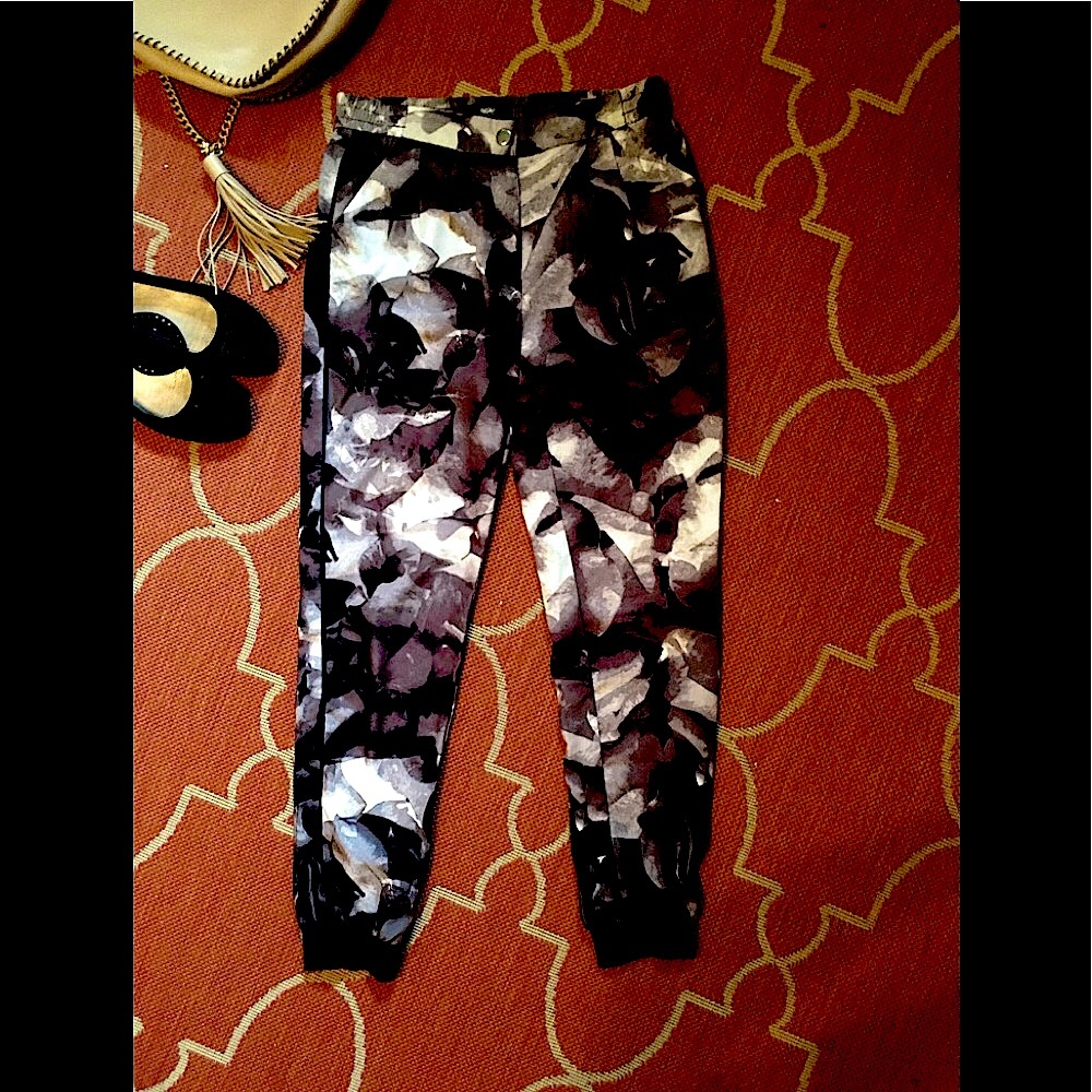 Mossimo Joggers